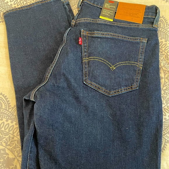 New Mens Levi Jeans - Picture 1 of 4